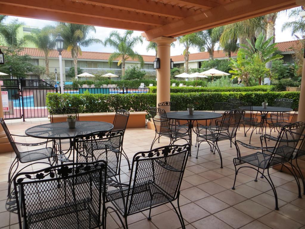 Wyndham Garden San Jose Airport Hotel Exterior photo