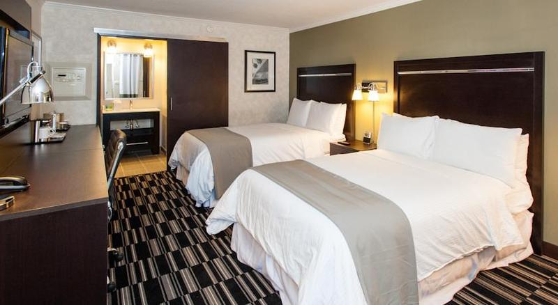 Wyndham Garden San Jose Airport Hotel Exterior photo