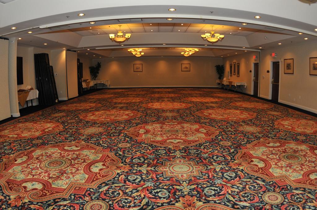 Wyndham Garden San Jose Airport Hotel Exterior photo
